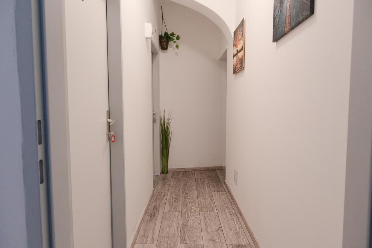 Cozy Room @ Hauptbahnhof - Well Situated & Central Wenen Buitenkant foto