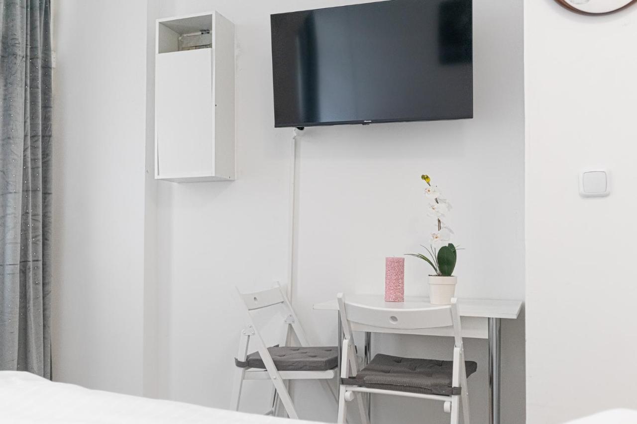 Cozy Room @ Hauptbahnhof - Well Situated & Central Wenen Buitenkant foto